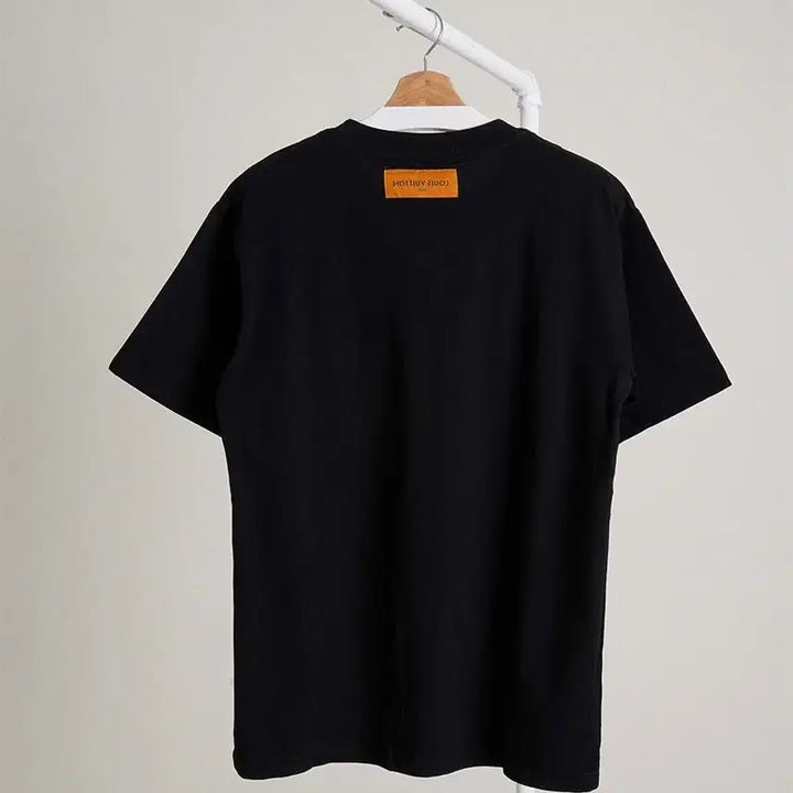 [SOLD OUT] 레터링 그래픽 코튼 티셔츠