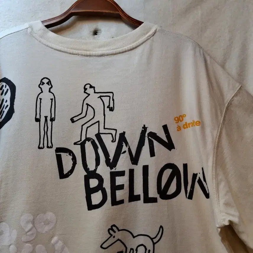 [BUNJANG] ZARA Printed Short Sleeve T-shirt Ivory / 자라 프린팅 반팔 티셔츠 아이보리