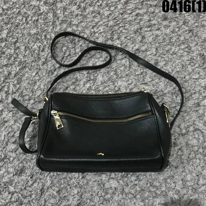 [BUNJANG] Black Leather Crossbody Bag / 블랙 가죽 크로스백