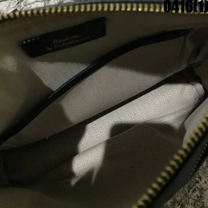 [BUNJANG] Black Leather Crossbody Bag / 블랙 가죽 크로스백