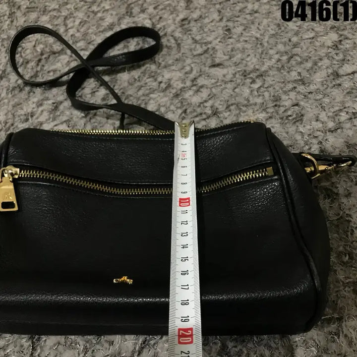 [BUNJANG] Black Leather Crossbody Bag / 블랙 가죽 크로스백