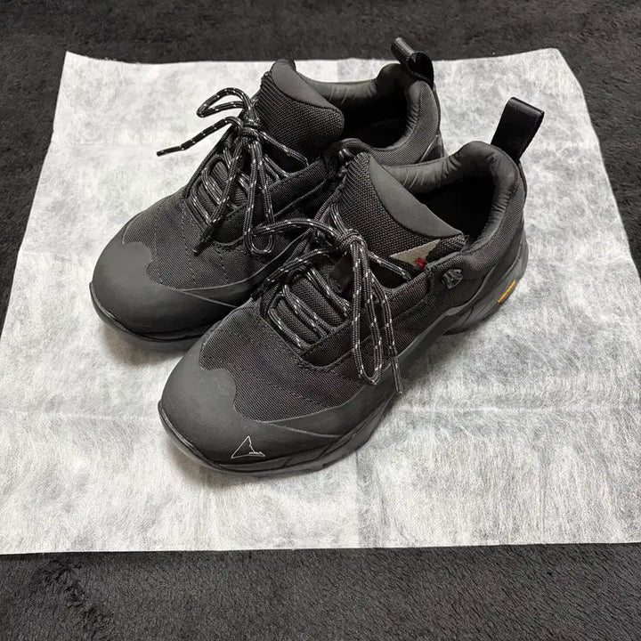 [BUNJANG] Roahiking Katarina Black Shoes / 로아하이킹 카타리나 블랙 37(240)
