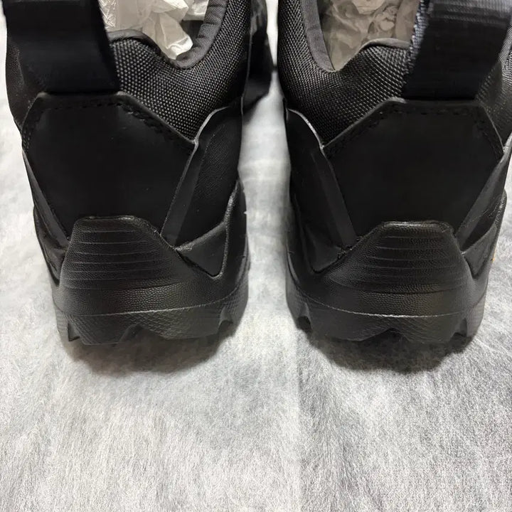 [BUNJANG] Roahiking Katarina Black Shoes / 로아하이킹 카타리나 블랙 37(240)