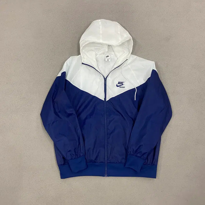 [SOLD OUT] 나이키 바람막이 105