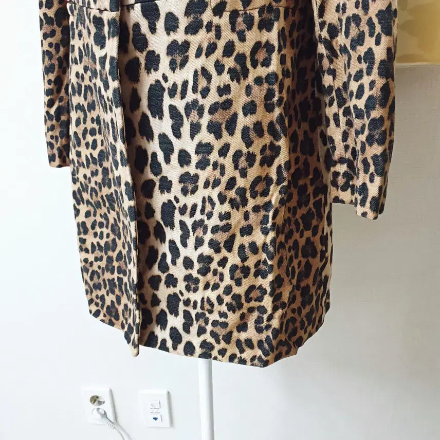 [BUNJANG] ZARA Animal Print Mid Jacket Brown Leopard L / 자라 애니멀프린팅 미들자켓 77 브라운호피 L