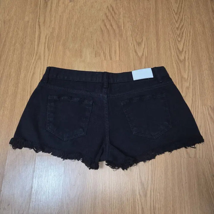 [SOLD OUT] 여성 ootj 로우라이즈 블랙 데미지 핫팬츠 L