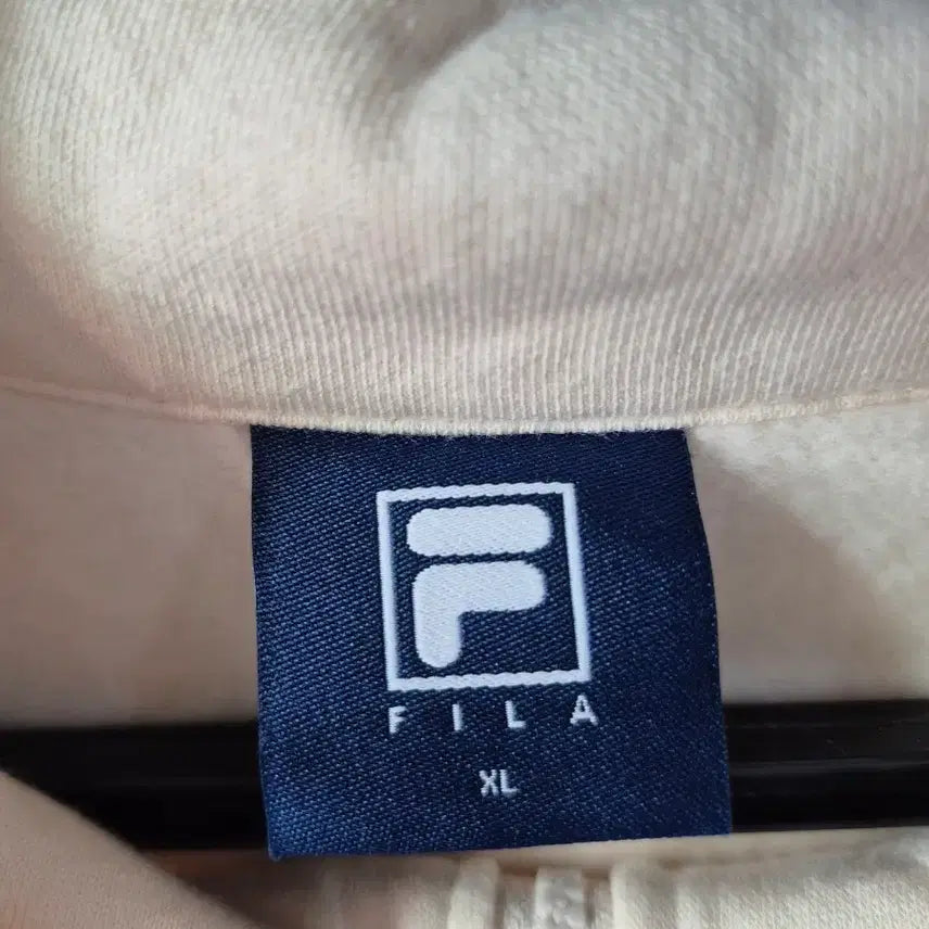 [SOLD OUT] XL 휠라 FILA 하프집업 맨투맨 아이보리