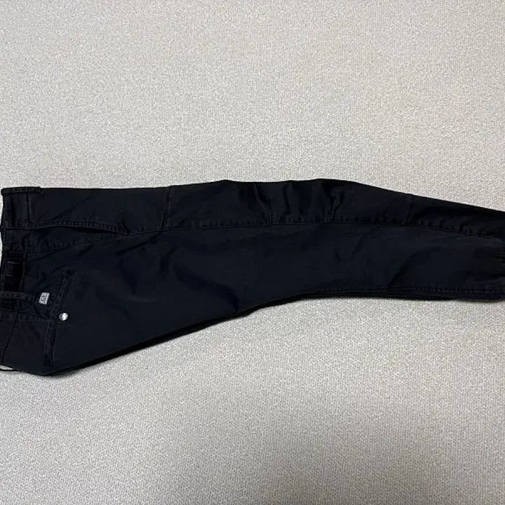 [SOLD OUT] C.P 컴퍼니 바지 남성용 29인치