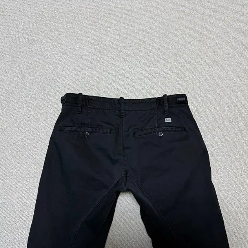 [SOLD OUT] C.P 컴퍼니 바지 남성용 29인치