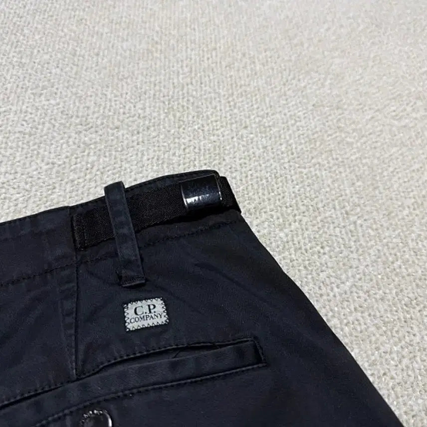 [SOLD OUT] C.P 컴퍼니 바지 남성용 29인치