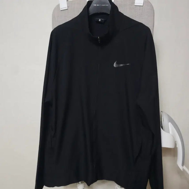 [SOLD OUT] 나이키 블랙 바람막이 자켓XL