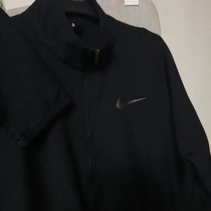 [SOLD OUT] 나이키 블랙 바람막이 자켓XL