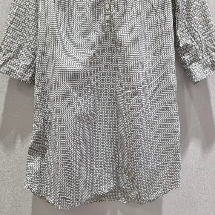 [BUNJANG] Calvin Klein Shirt (S Size) / 캘빈클라인 셔츠 S사이즈