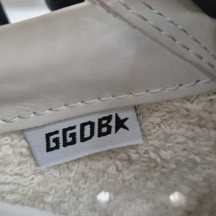 [BUNJANG] Golden Goose Superstar Sneakers (Silver) - Size 37 / [중고명품 럭스올 울산점] 골든구스 슈퍼스타 스니커즈 37사이즈