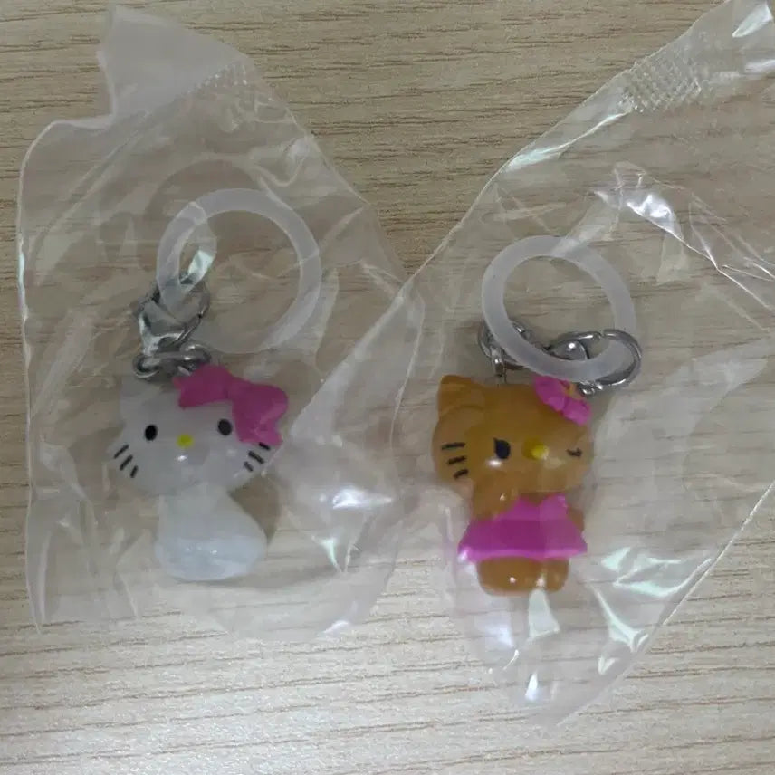 [SOLD OUT] 헬로키티 메지루시 태닝키티 챠미키티 가챠 일괄