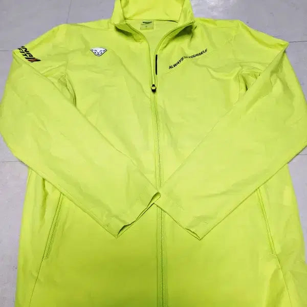[BUNJANG] Dynafit Fluorescent Green Running Jacket / 다이나핏 형광그린 바람막이 러닝자켓 폴1321