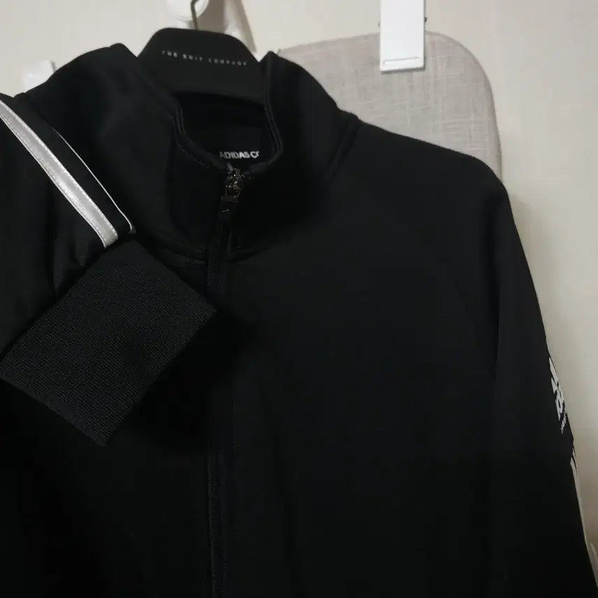 [SOLD OUT] 아디다스 컴뱃 스포츠 블랙 트랙탑 M