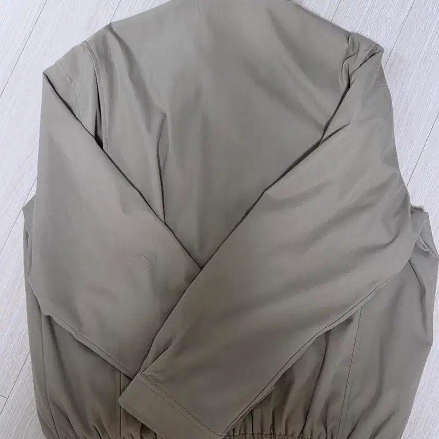 [SOLD OUT] 폴로 자켓 베이지