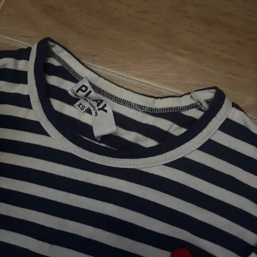 [SOLD OUT] 꼼데가르송 긴팔티 보더티 네이비 XS
