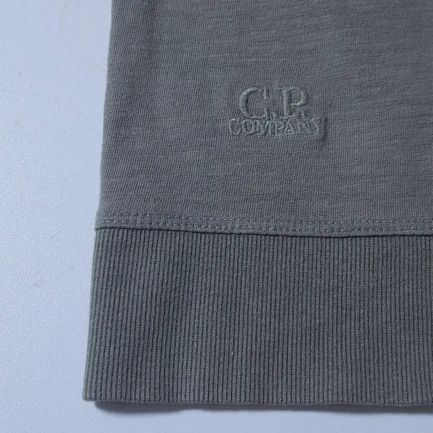 [SOLD OUT] CP 씨피컴퍼니 팔 포켓 긴팔 티셔츠 카키