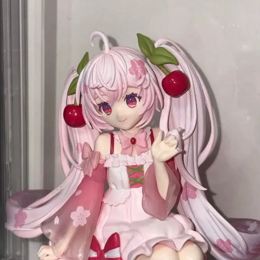 [BUNJANG] Sakura Miku 2025 Noodle Stopper Figure / 사쿠라 미쿠 2025 누들스토퍼