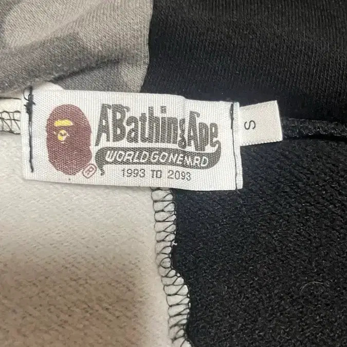 [BUNJANG] BAPE Shark Camo Hoodie / 정품 베이프