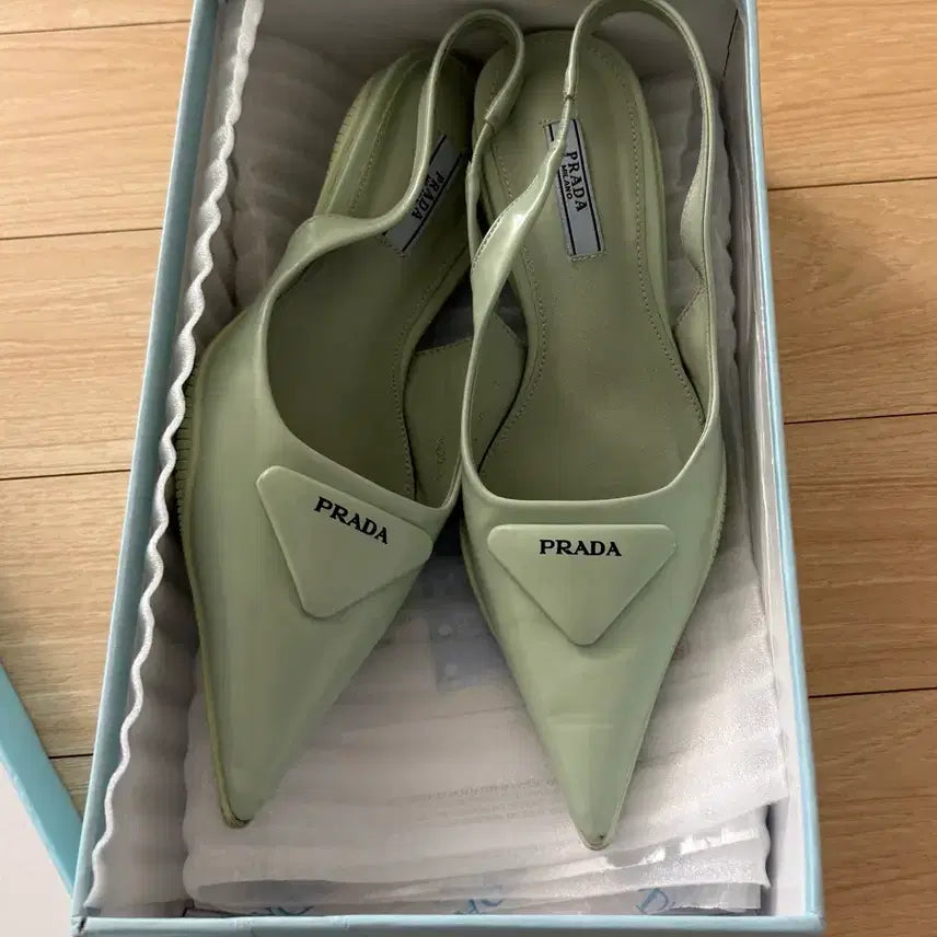 [BUNJANG] Prada Slingback Heels Sage Green / 프라다 슬링백 235