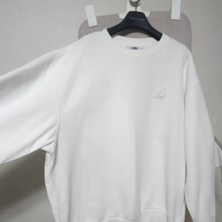[SOLD OUT] NBA 맨투맨 화이트 XL
