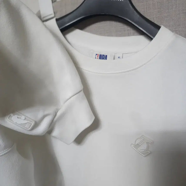 [SOLD OUT] NBA 맨투맨 화이트 XL