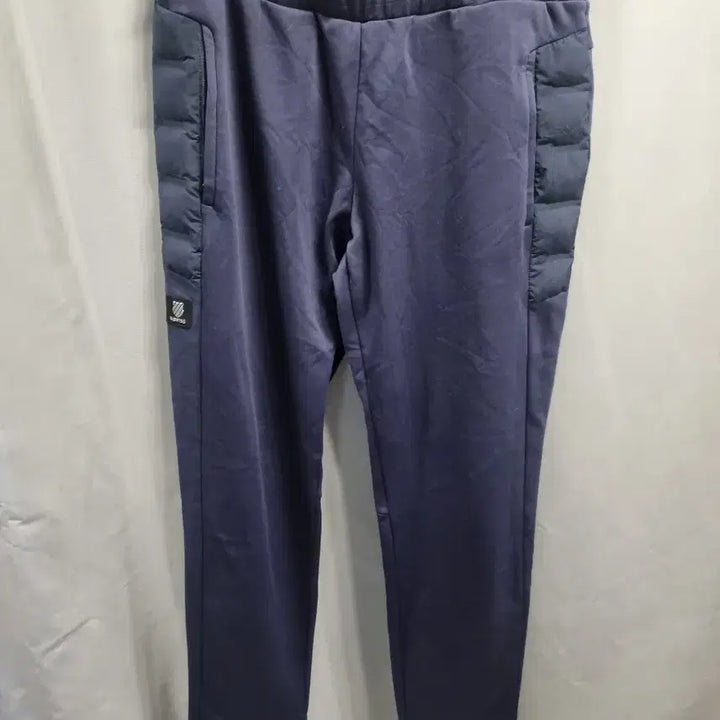 [BUNJANG] K-Swiss Navy Quilted Training Pants (Size 95) / 케이스위스 네이비 퀼팅 트레이닝 바지 95