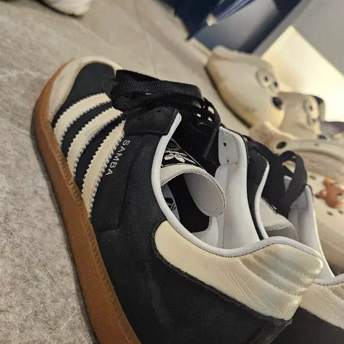 [BUNJANG] Adidas Samba OG W Black Sneakers / 아디다스 삼바 OG W 블랙 285