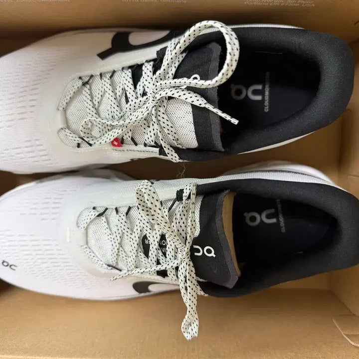 [BUNJANG] On Running Cloudmonster 2 White Frost Sneakers (US 10.5) / On 온러닝 클라우드 몬스터2 새상품 285