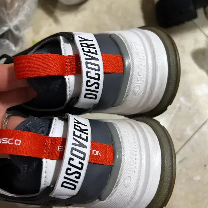 [BUNJANG] Discovery Bucket Defender Sneakers / 디스커버리 버킷디펜더 운동화 265cm 굽5cm