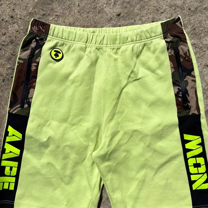 [BUNJANG] Aape Now Logo Fluorescent Camo Sweat Short Pants (XL) / (XL) Aape Now 로고 형광 카모 스웻 숏팬츠