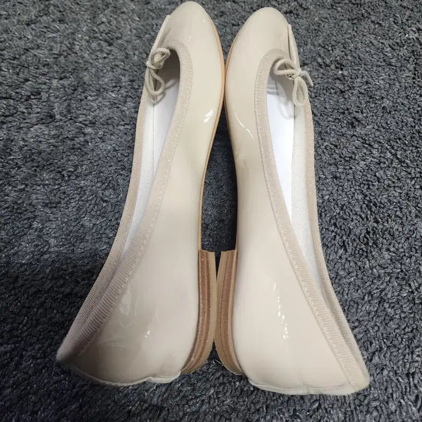 [SOLD OUT] 레페토 발레리나 플랫 베이지 37사이즈