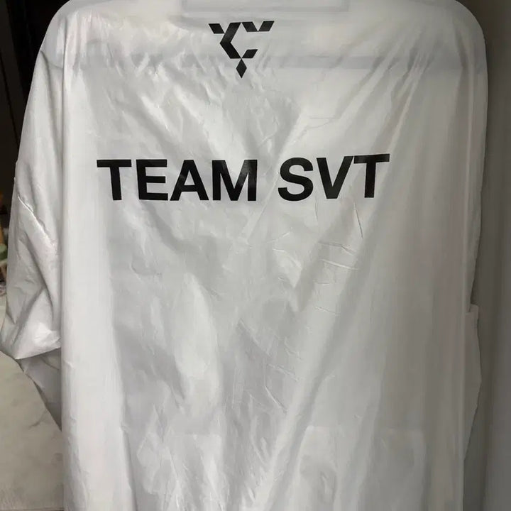 [BUNJANG] SEVENTEEN FML Windbreaker Jacket / 세븐틴 FML 공방 바람막이