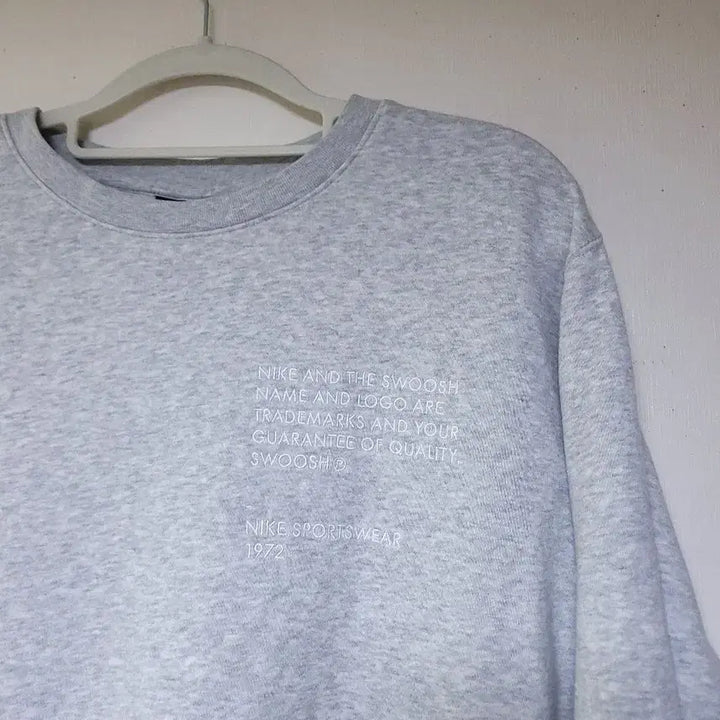 [BUNJANG] Nike Double Swoosh Grey Sweatshirt (Size M) / 나이키 더블스우시 맨투맨 그레이 (사이즈95/M)