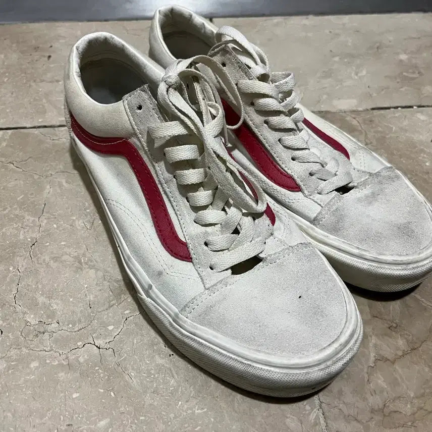[BUNJANG] Vans Style 36 Marshmallow Racing Red Sneakers / 280 반스 스타일 36 마쉬멜로우 레이싱레드
