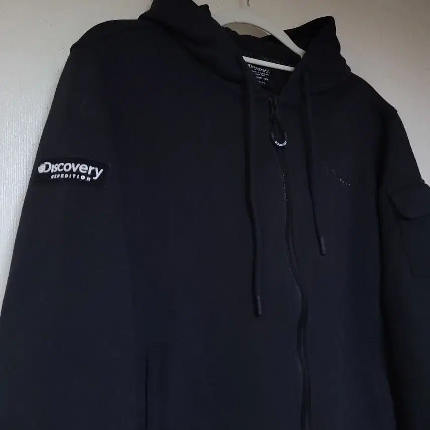 [SOLD OUT] 디스커버리 블랙 후드집업자켓 (사이즈95/M)