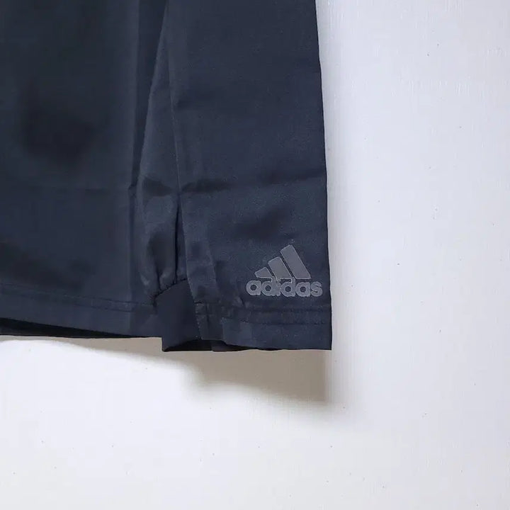 [BUNJANG] Adidas Functional Black Jacket (Size L) / 아디다스 기능성 블랙 자켓 (사이즈100/L)