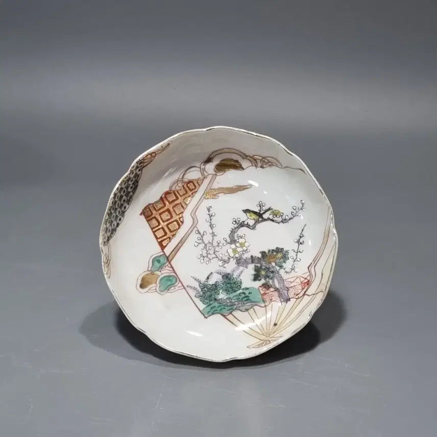 [BUNJANG] Vintage Imari Porcelain Floral Plate / 골동품 빈티지 플라워 패턴 도자기 접시