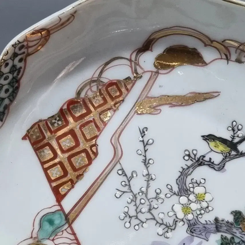 [BUNJANG] Vintage Imari Porcelain Floral Plate / 골동품 빈티지 플라워 패턴 도자기 접시