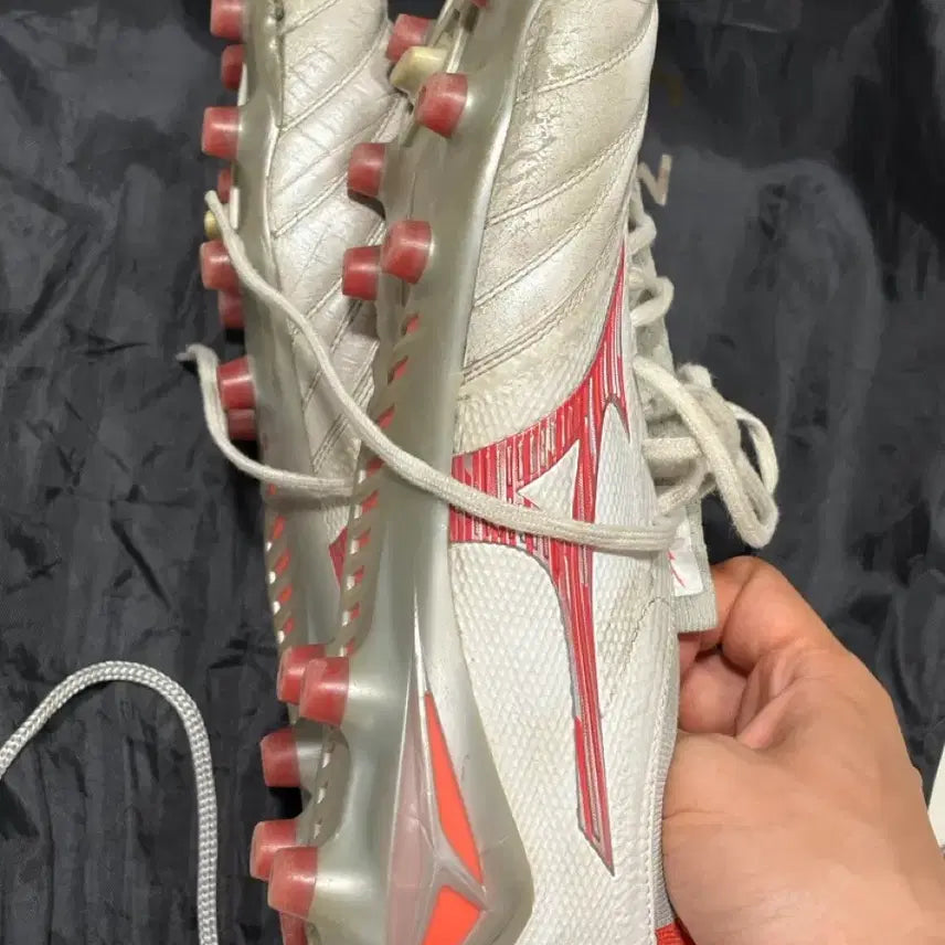 [BUNJANG] Mizuno Morelia Neo 4 Beta Japan Soccer Cleats / 미즈노 모렐리아 네오4 베타 재팬
