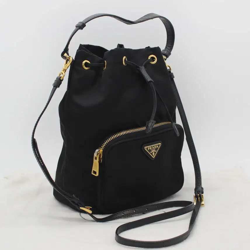 [SOLD OUT] 프라다 리나일론 여성 버킷백 1BH038