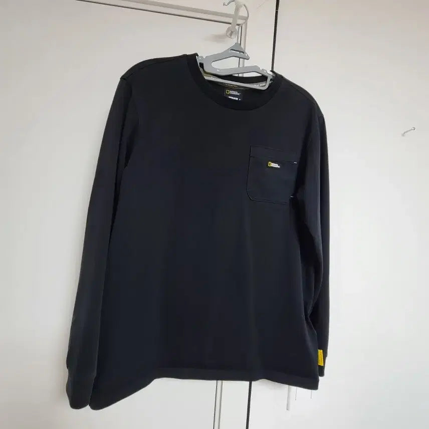[BUNJANG] National Geographic Long Sleeve T-Shirt Black / 내셔널지오그래픽 긴팔 티셔츠 블랙 160 (여성55~66/남성XS)