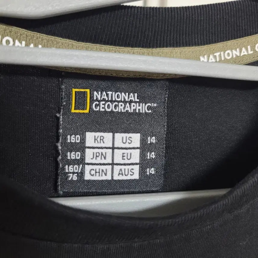 [BUNJANG] National Geographic Long Sleeve T-Shirt Black / 내셔널지오그래픽 긴팔 티셔츠 블랙 160 (여성55~66/남성XS)