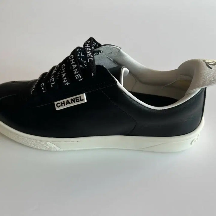 [BUNJANG] Chanel Surlace Sneakers Black (Unworn) / 샤넬 슈레이스 스니커즈(미착용,36사이즈)블랙