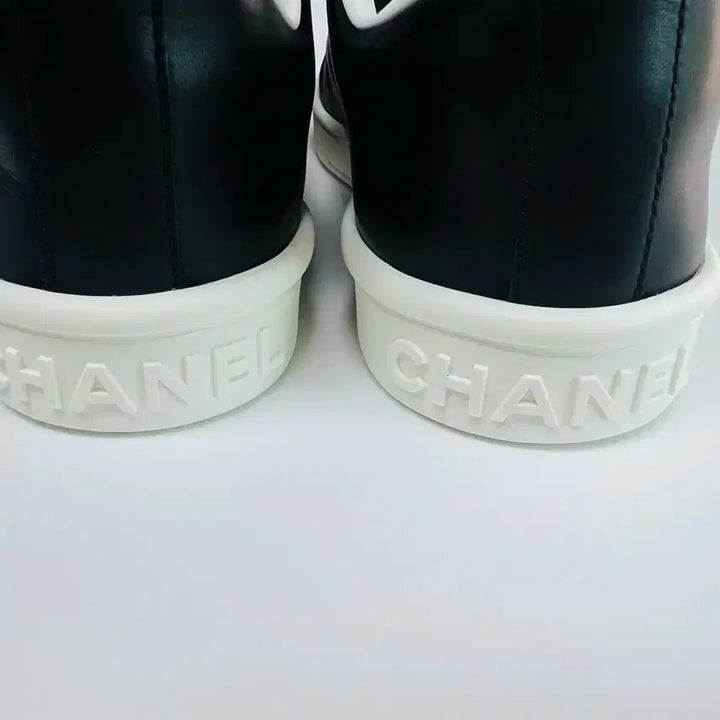 [BUNJANG] Chanel Surlace Sneakers Black (Unworn) / 샤넬 슈레이스 스니커즈(미착용,36사이즈)블랙