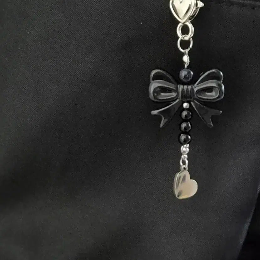 [BUNJANG] Black Ribbon Keyring / Silver Heart Clasp Bag Key Holder / 블랙 리본 키링 / 실버 하트 고리 가방 키홀더