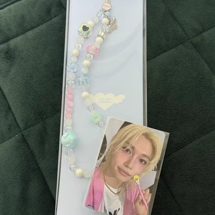 [SOLD OUT] 스키즈 필릭스 비즈키링+포카